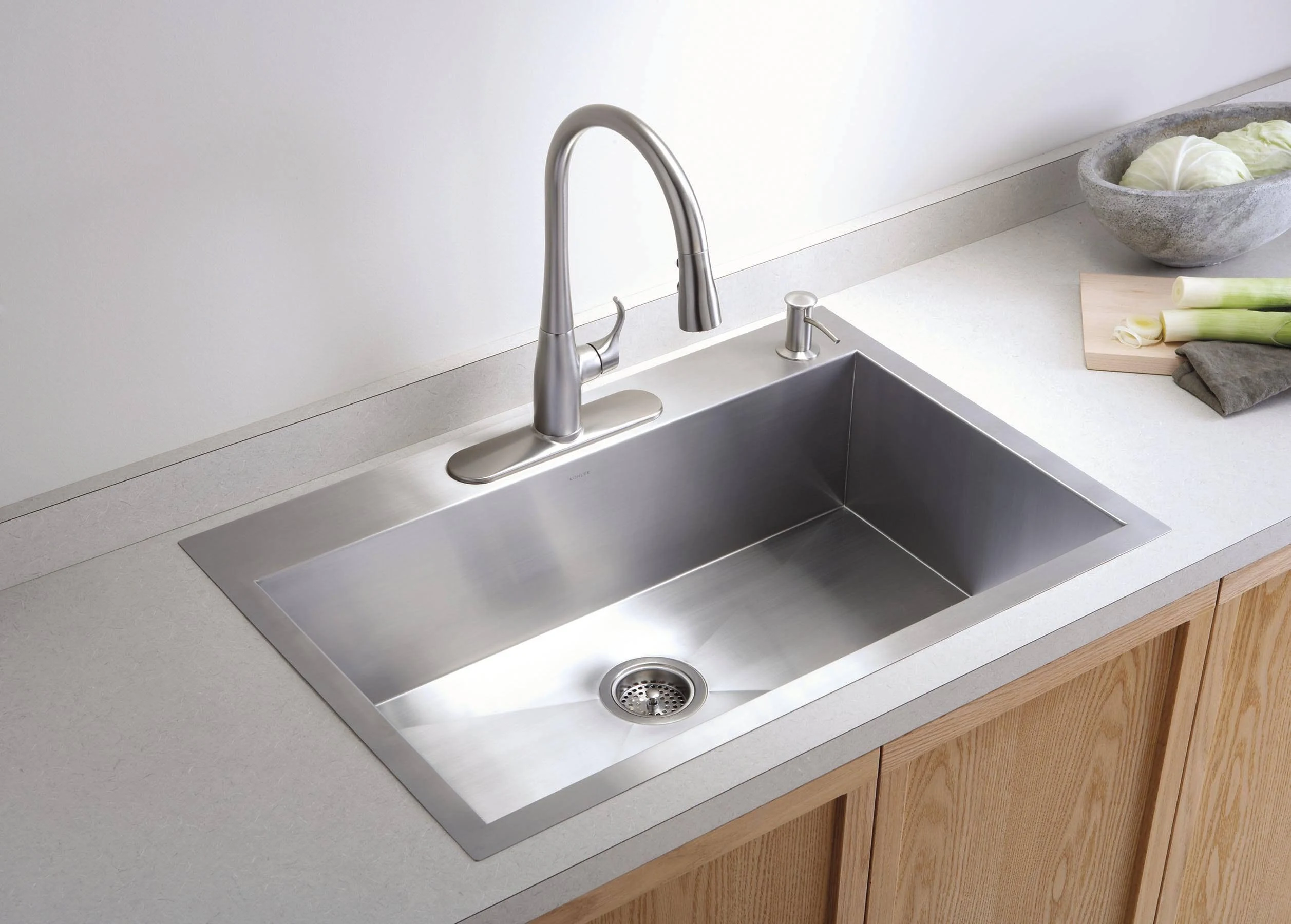 KOHLER K-3821-4 Vault 33" top-/undermount single-bowl kitchen sink