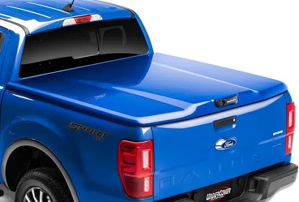 UnderCover 19-20 Chevy Silverado 1500 5.8ft Elite LX Bed Cover - Pacific Blue Metallic - UC1178L-GA0