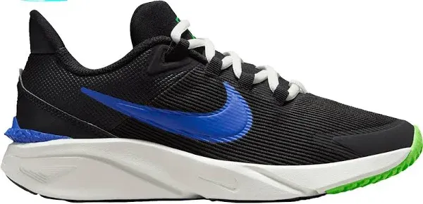 Boys' Nike Big Kid Star Runner 4 Running Shoes