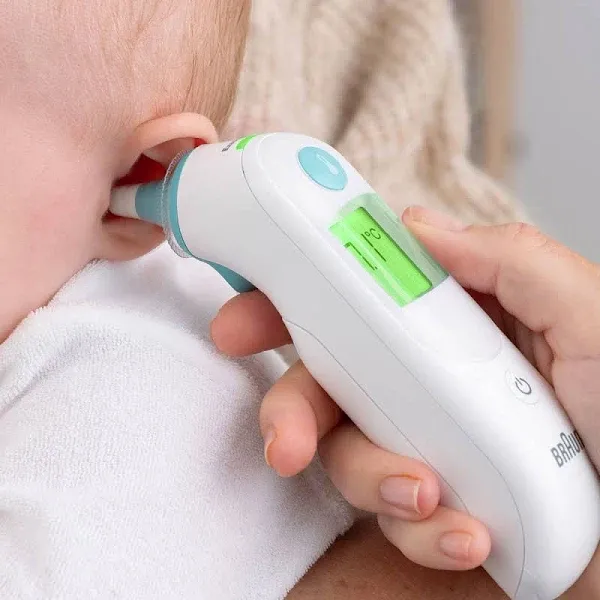 Braun ThermoScan 6 Digital Ear Thermometer - White (IRT6515) - TORN OR OPEN BOX