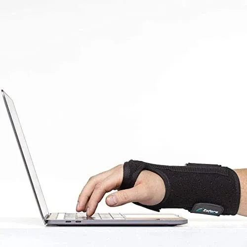 Carpal Tunnel Wrist Brace Support with 2 Straps and Metal Splint Stabilizer - Helps Relieve Tendinitis Arthritis Carpal Tunnel Pain - Reduces Recovery Time for Men Women - Left (S/M)