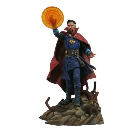 Diamond Select Toys Marvel Gallery: Avengers Infinity War Doctor Strange PVC Diorama Figure