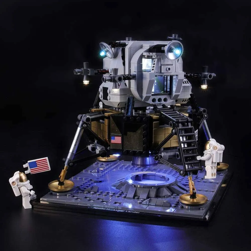 LEGO 10266 Creator Expert NASA Apollo 11 Lunar Lander PLEASE READ DESCRIPTION