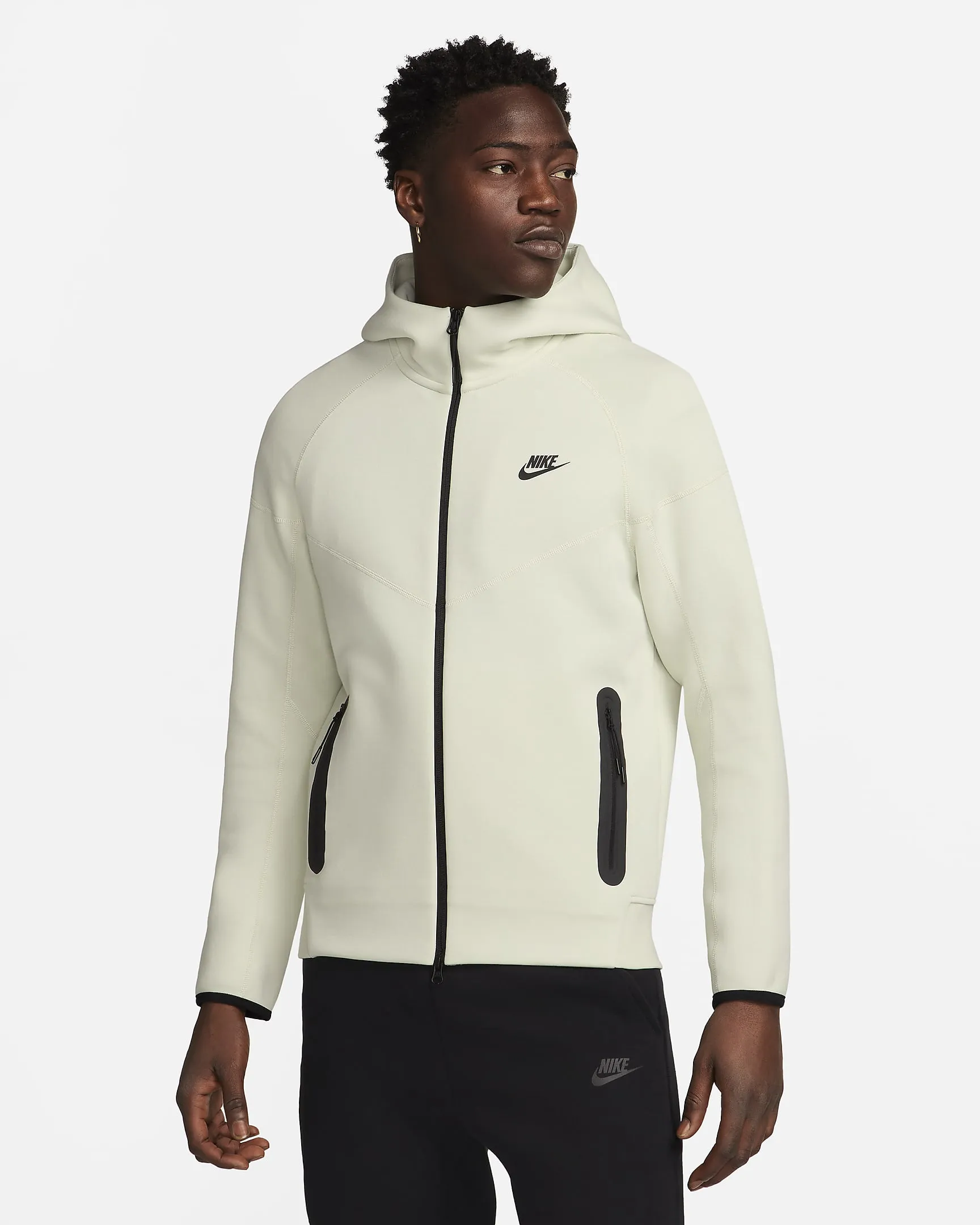 Nike Men's Sport