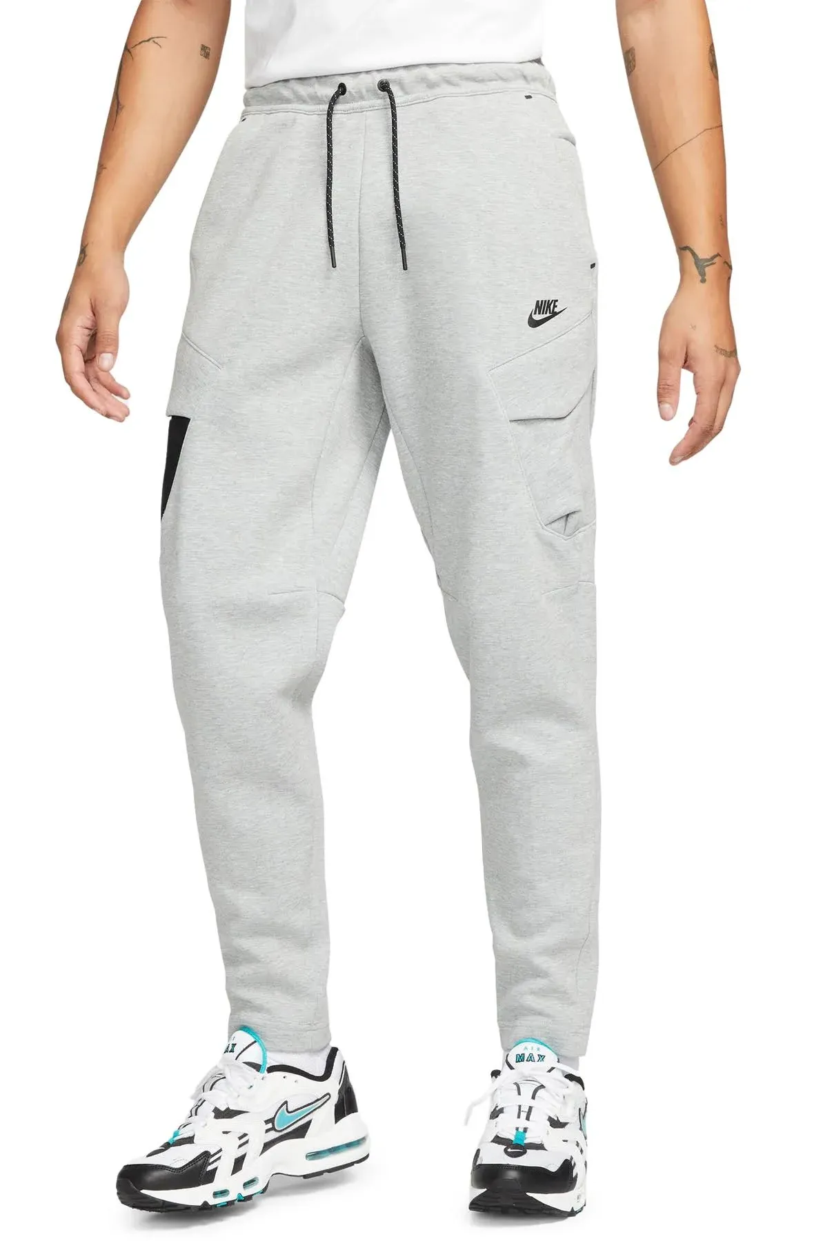 Nike Men's Sportswear Tech Fleece Utility Pants Dark Grey Heather, Large