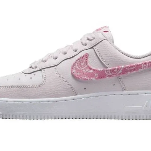 Nike Women's Air Force 1 '07 Next Nature