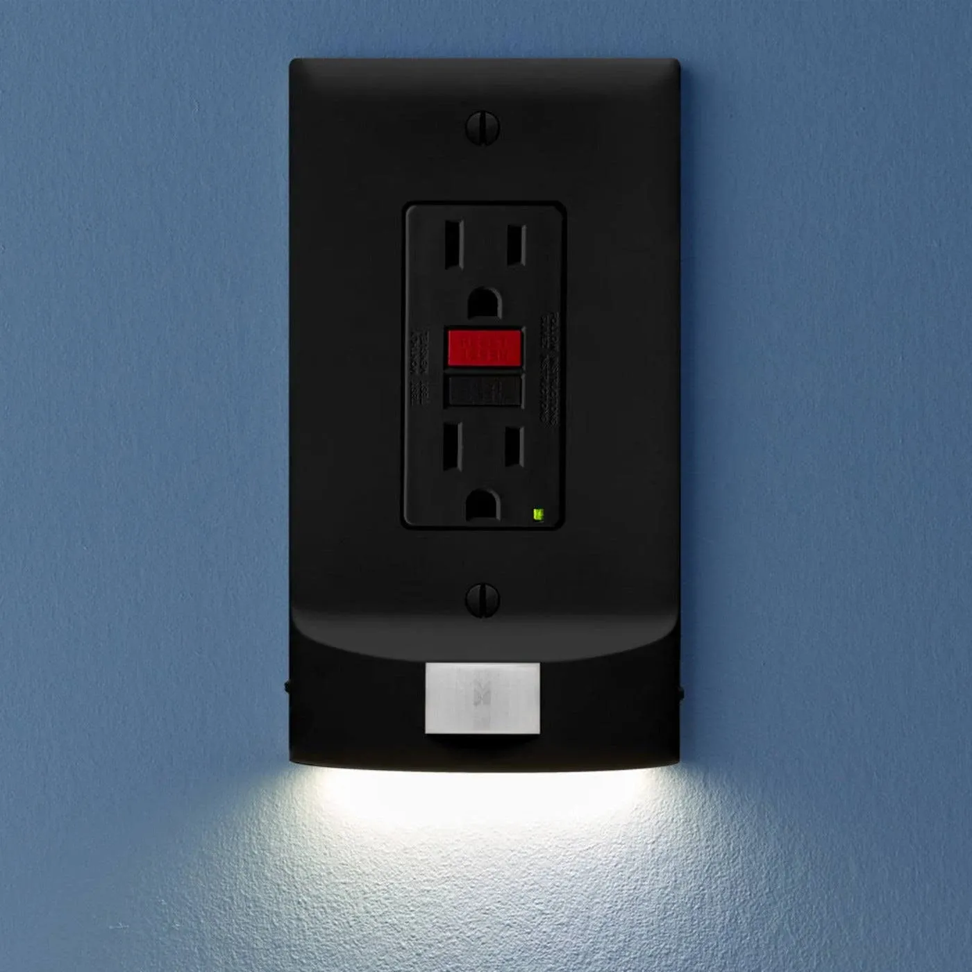 MotionLight GFCI Night Light Outlet Cover Plate