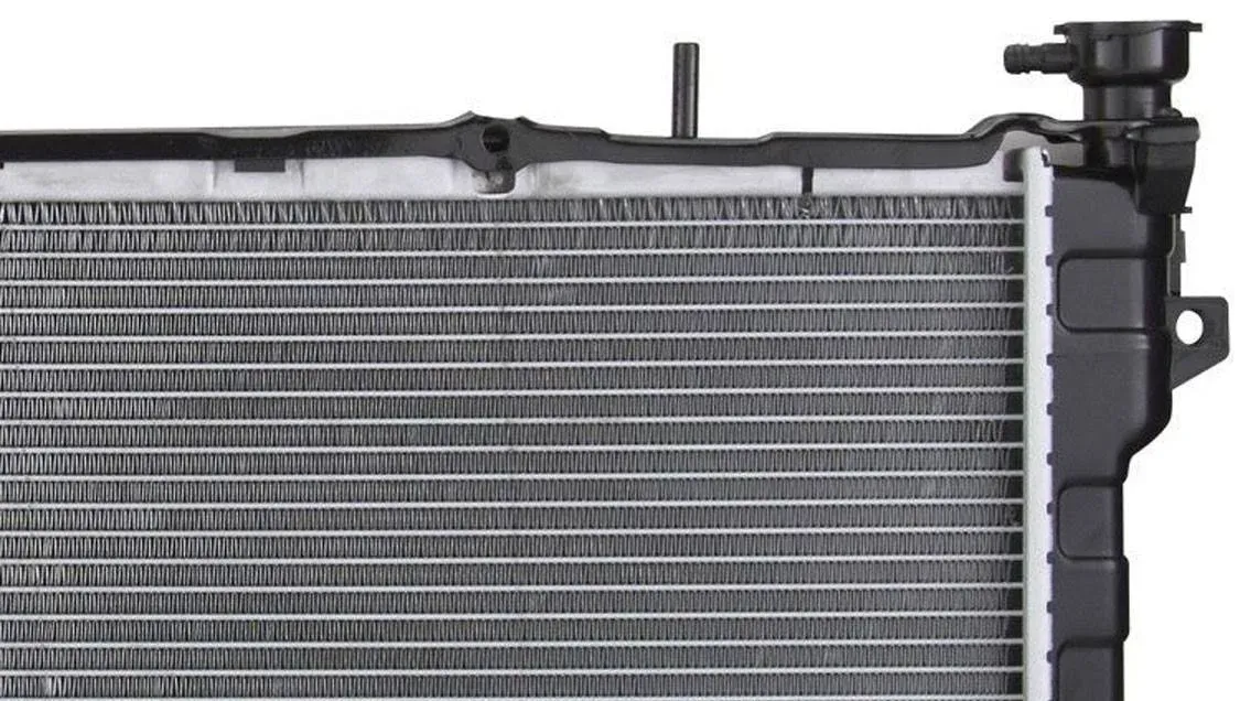 Radiator For 2001-2004 CHRYSLER Town &amp; Country DODGE Grand Caravan 2000 2002 03